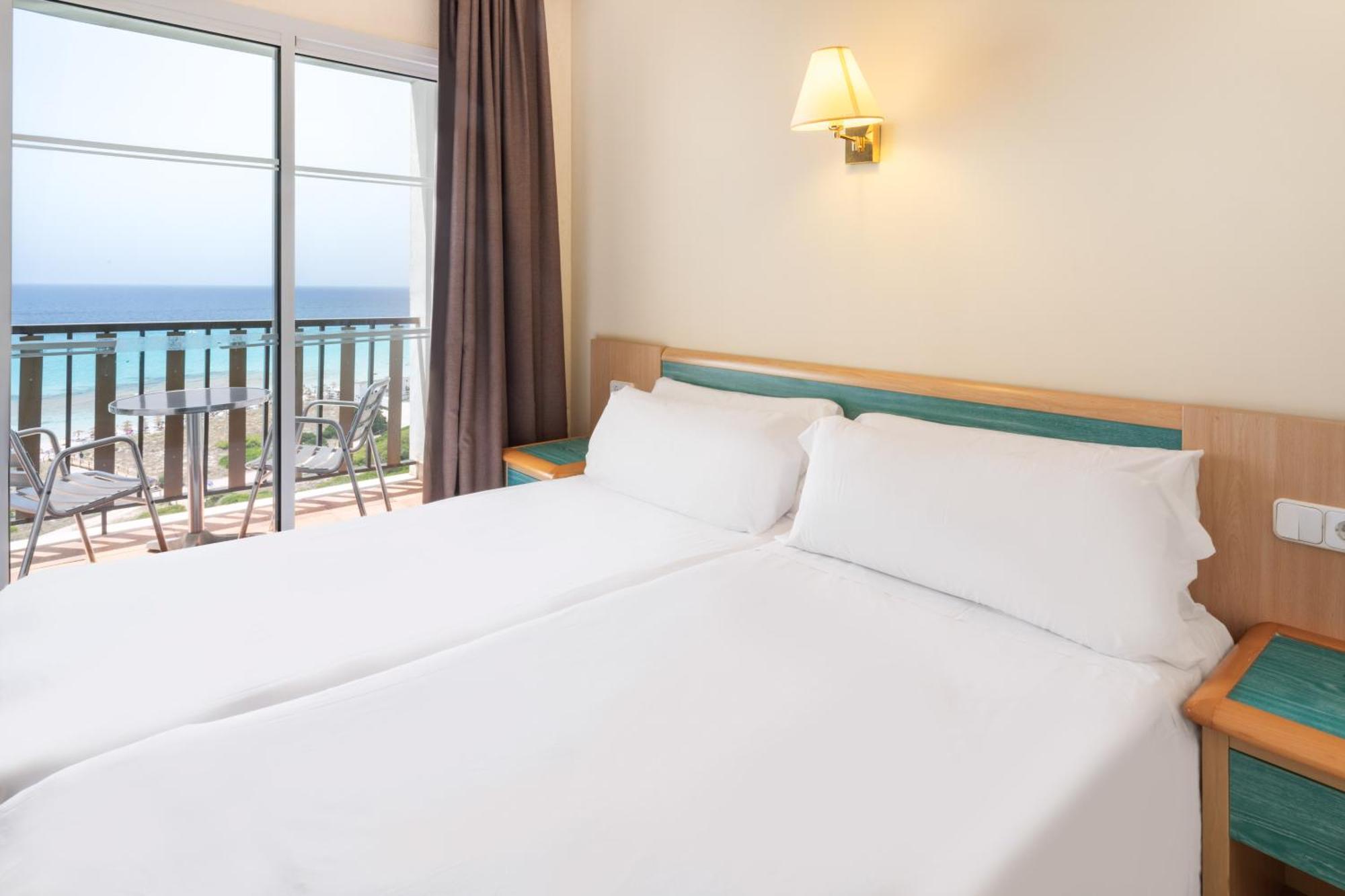 Sol Milanos Pingueinos Hotel Son Bou Kültér fotó